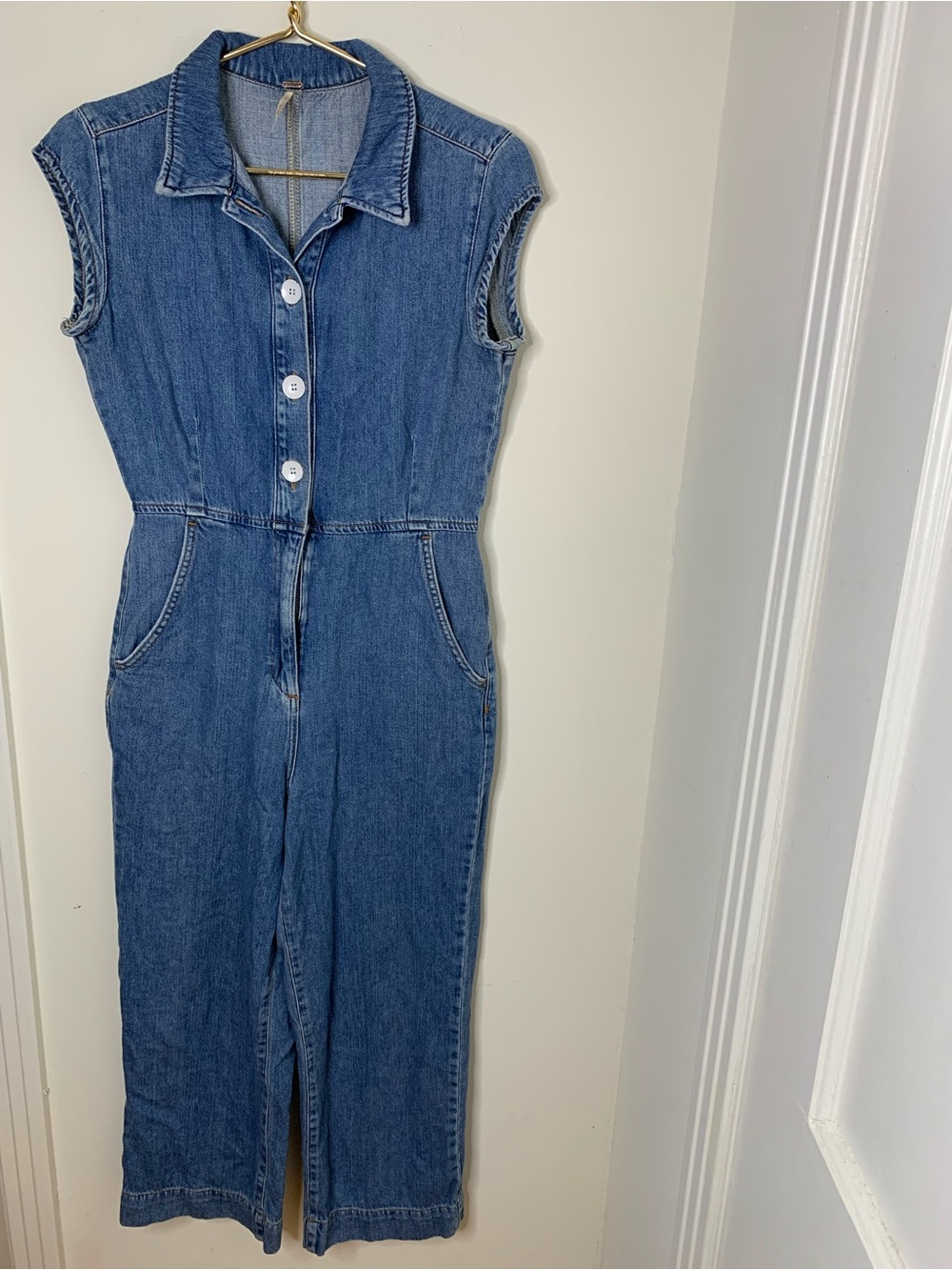 Free People Jumpsuit denim sz 4 sleeveless OB884476
